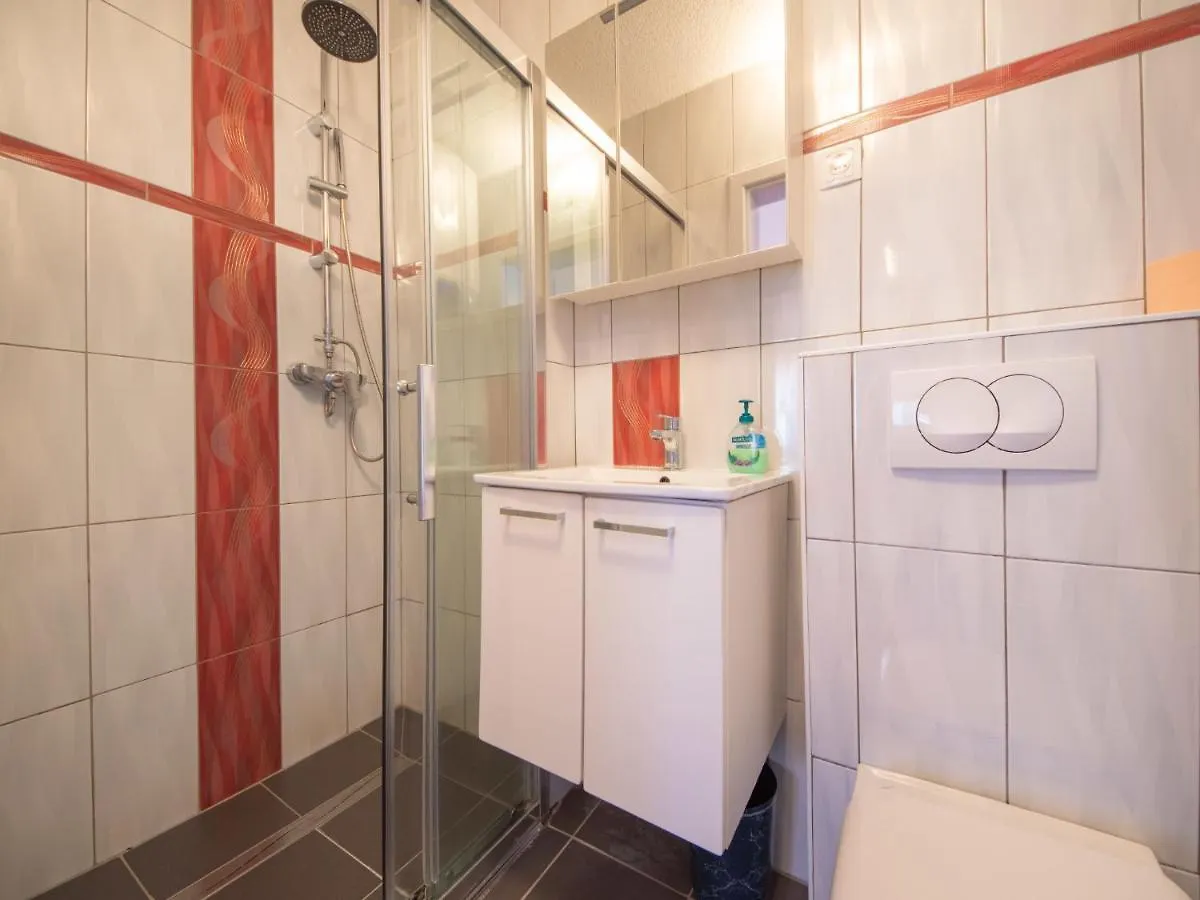 Apartment Fruk-3 By Interhome Jadranovo